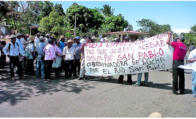 Panama campesinos demonstrate against dams - The Panama Blog